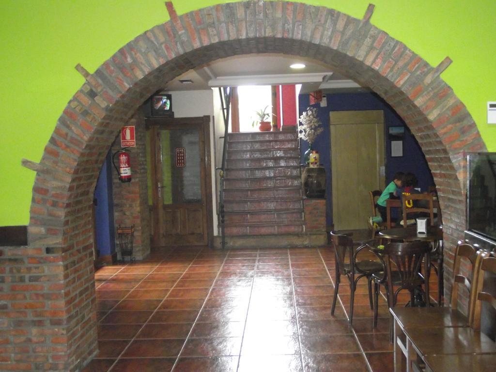 Hotel Marfrei Hinojedo Exterior photo